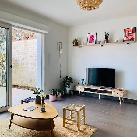 Apartment La Petite Genette