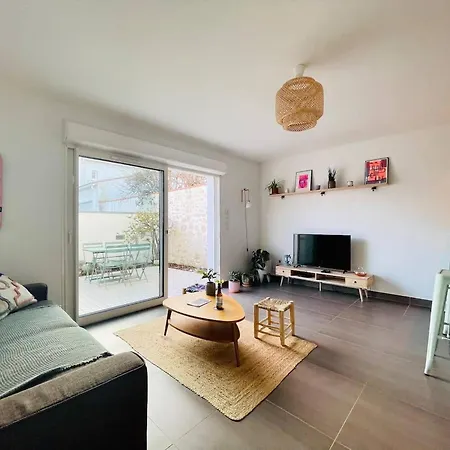 Apartment La Petite Genette