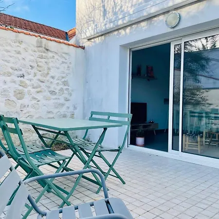 Apartment La Petite Genette *